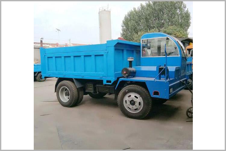 六輪四不像農用車